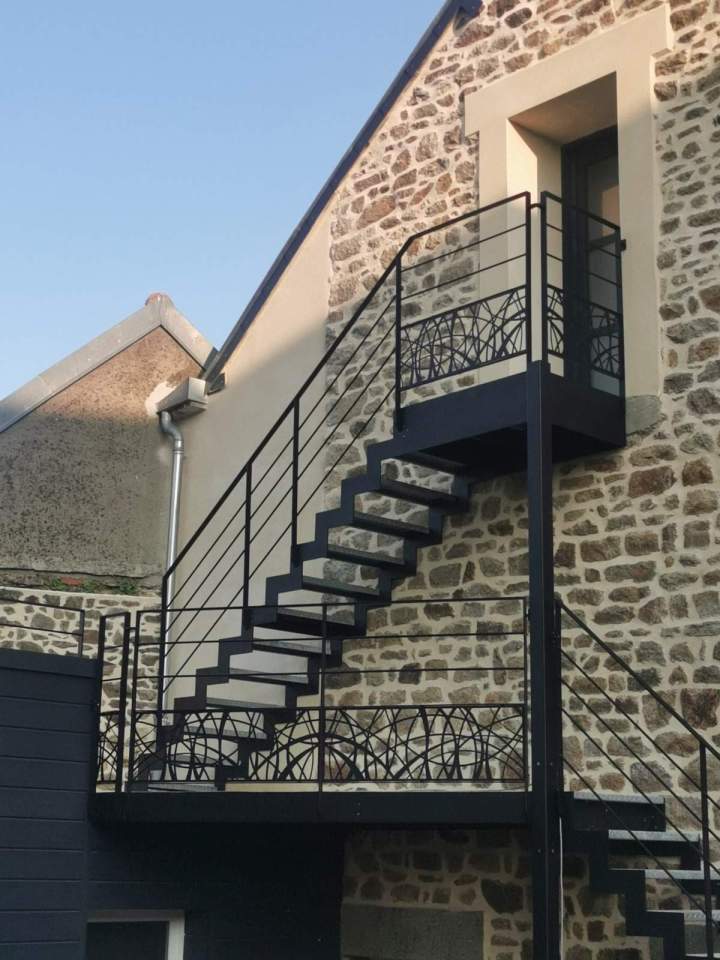 c9e4281d0a74a0d3dbf79ce8113b194d2ea415e3